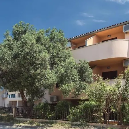 Apartment Rosa Medulin